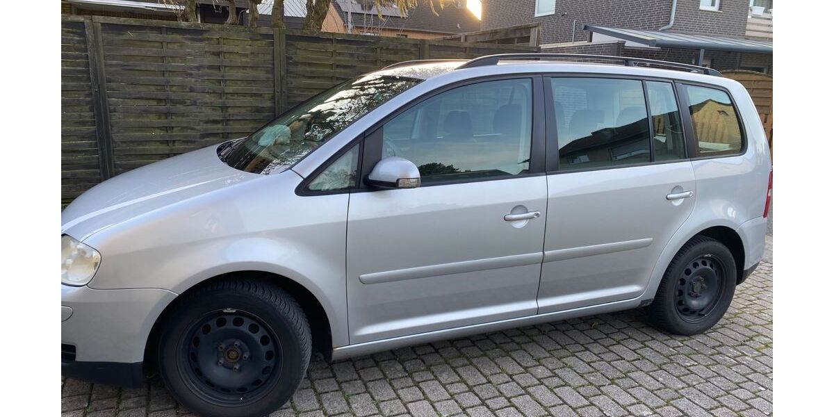 VW Touran 168.500 km 4.400 &euro; Grevenbroich 41517