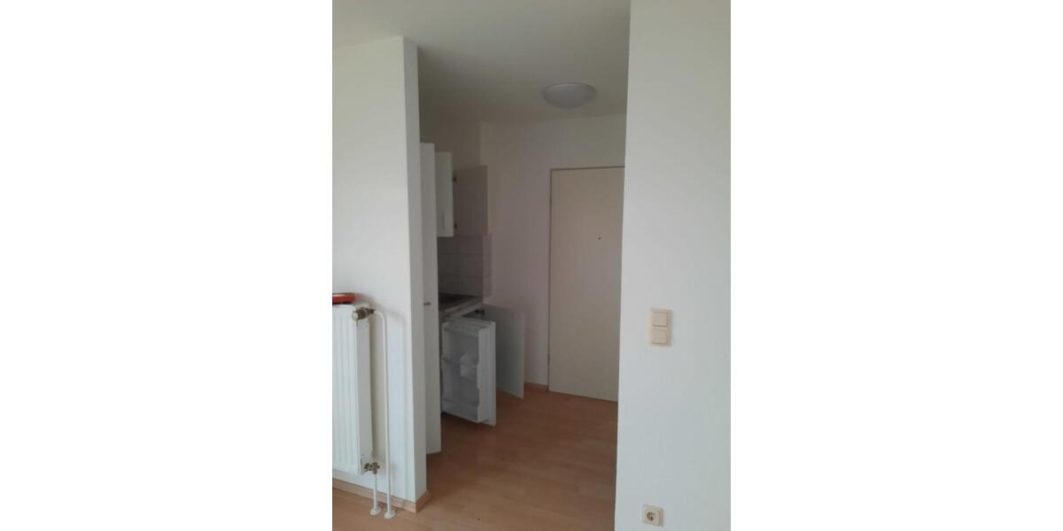 Etagenwohnung Düsseldorf Stadtbezirk 9 - 1 Zimmer, 24 m&sup2;, 265&euro; | Angebot:25873033