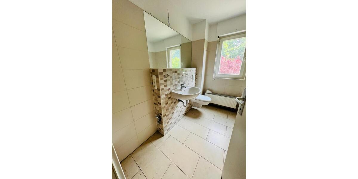 Erdgeschoßwohnung Wuppertal Gemarkung Elberfeld - 5 Zimmer, 138 m&sup2;, 1.899&euro; | Angebot:26221886