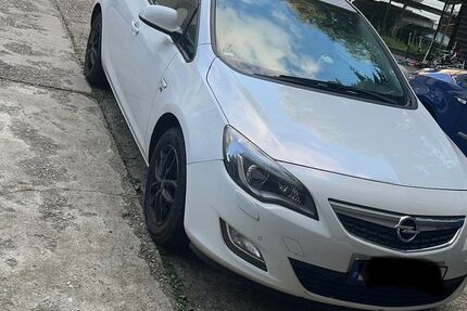 Opel Astra 184.000 km 3.300 &euro; Wuppertal 42327