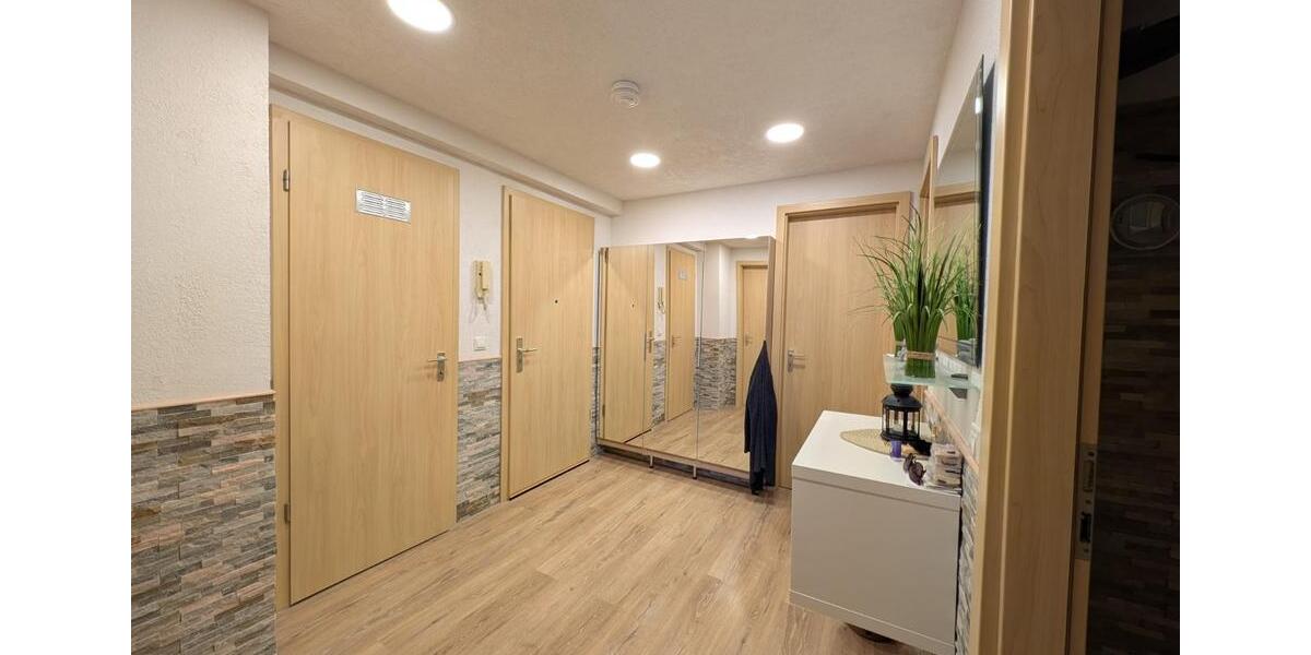 Etagenwohnung Wuppertal Lichtenplatz - 3 Zimmer, 75 m&sup2;, 250.000&euro; | Angebot:27127729