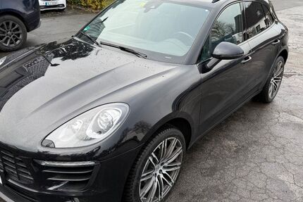 Porsche Macan 123.000 km 35.999 &euro; Düsseldorf 40474