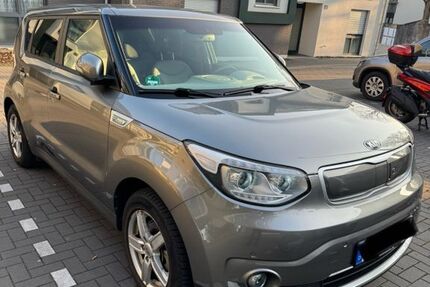 Kia Soul 31.200 km 10.200 &euro; Solingen 42697