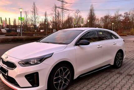 Kia pro ceed / ProCeed 85.000 km 18.700 &euro; Düsseldorf 40468