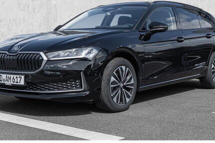 Skoda Superb 10.108 km 39.880 &euro; Düsseldorf 40474