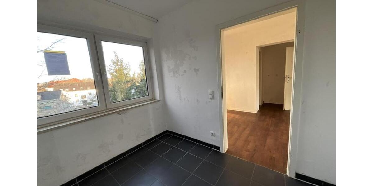 Etagenwohnung Moers - 3.5 Zimmer, 67 m&sup2;, 619&euro; | Angebot:25840977