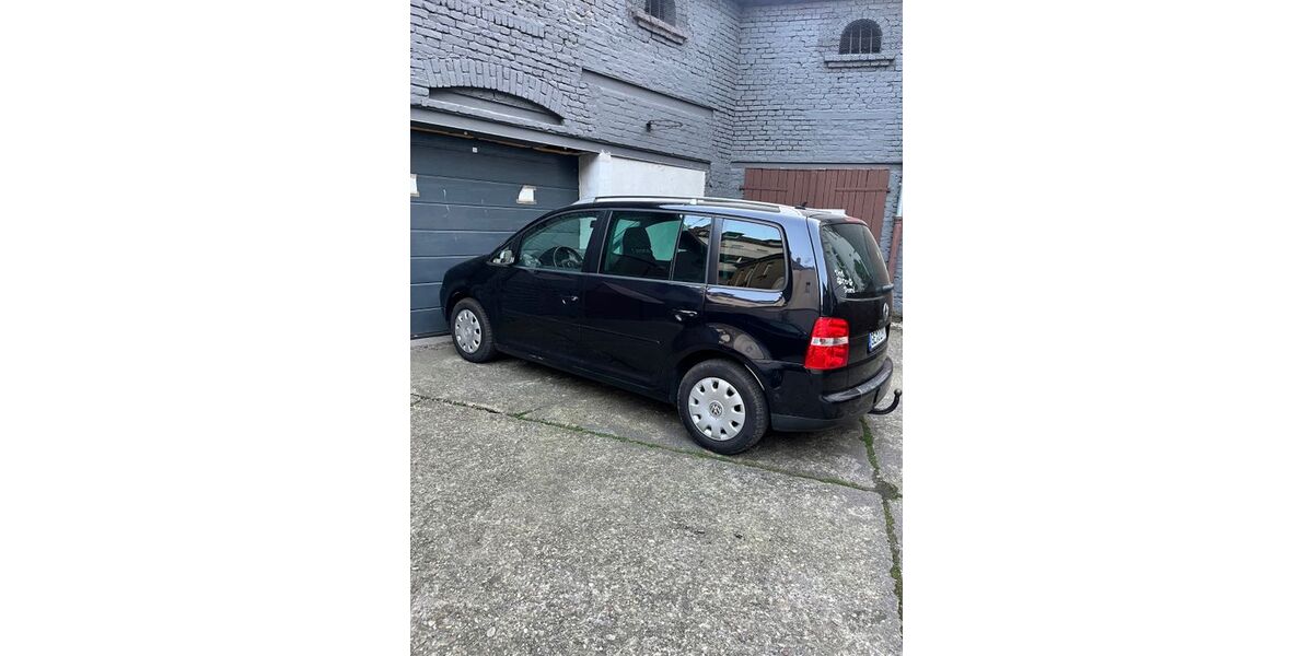 VW Touran 266.000 km 2.500 &euro; Gelsenkirchen 45879