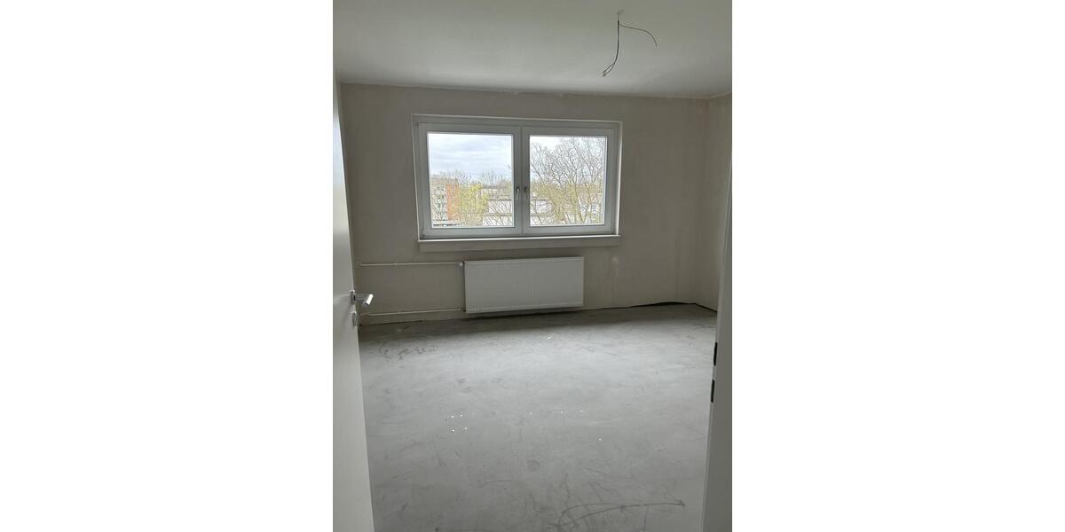 Dachgeschoßwohnung Duisburg Walsum - 2.5 Zimmer, 64 m&sup2;, 602&euro; | Angebot:24247044