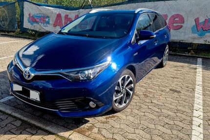 Toyota Auris 125.000 km 13.200 &euro; Essen 45239