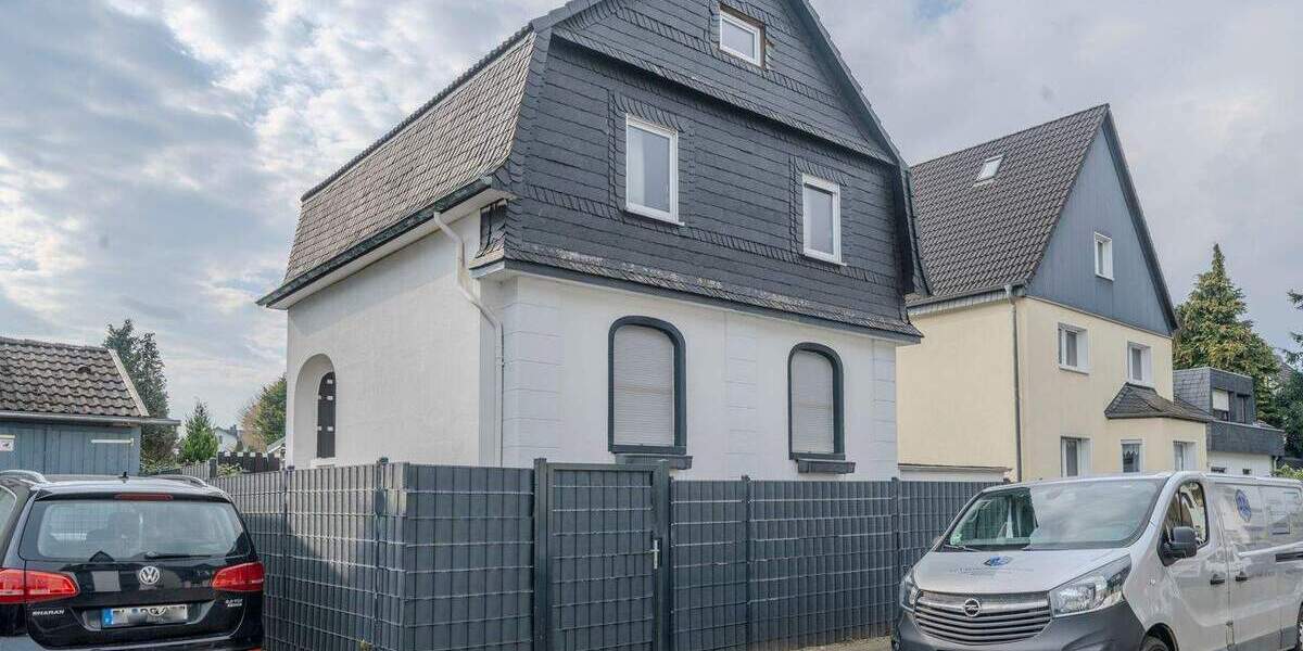 Einfamilienhaus Leichlingen - 8 Zimmer, 176 m&sup2;, 699.000&euro; | Angebot:25669323