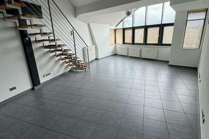 Wohnung Moers - 3 Zimmer, 109 m&sup2;, 1.090&euro; | Angebot:21756944