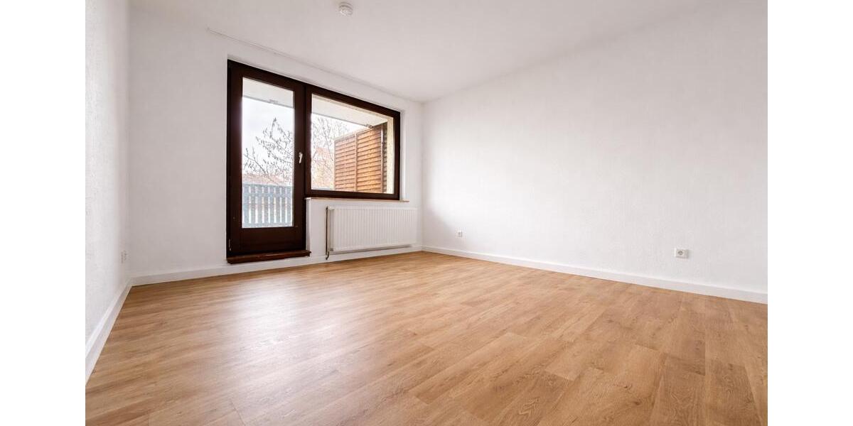 Etagenwohnung Krefeld Cracau - 4 Zimmer, 83 m&sup2;, 664&euro; | Angebot:25491043