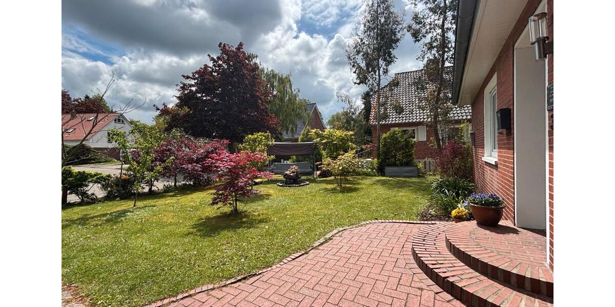 Einfamilienhaus Düsseldorf Niederkassel - 7 Zimmer, 207 m&sup2;, 475.000&euro; | Angebot:26635917