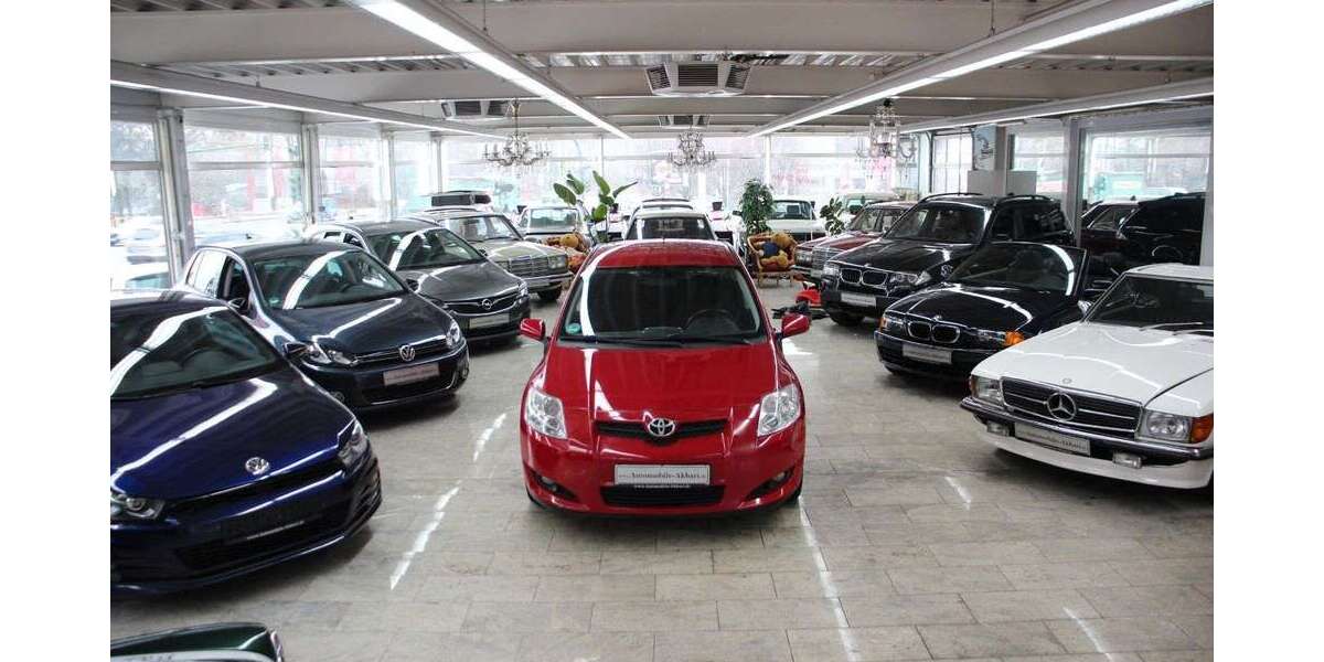 Toyota Auris 90.000 km 5.990 &euro; Essen 45356