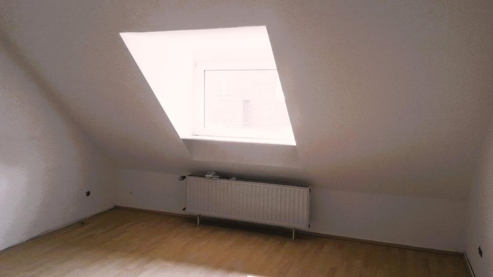 Maisonettenwohnung Duisburg Mittelmeiderich - 3 Zimmer, 88 m&sup2;, 650&euro; | Angebot:25418931