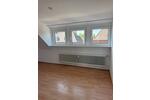 Dachgeschoßwohnung Neuss Holzheim - 3 Zimmer, 74 m&sup2;, 950&euro; | Angebot:26301695