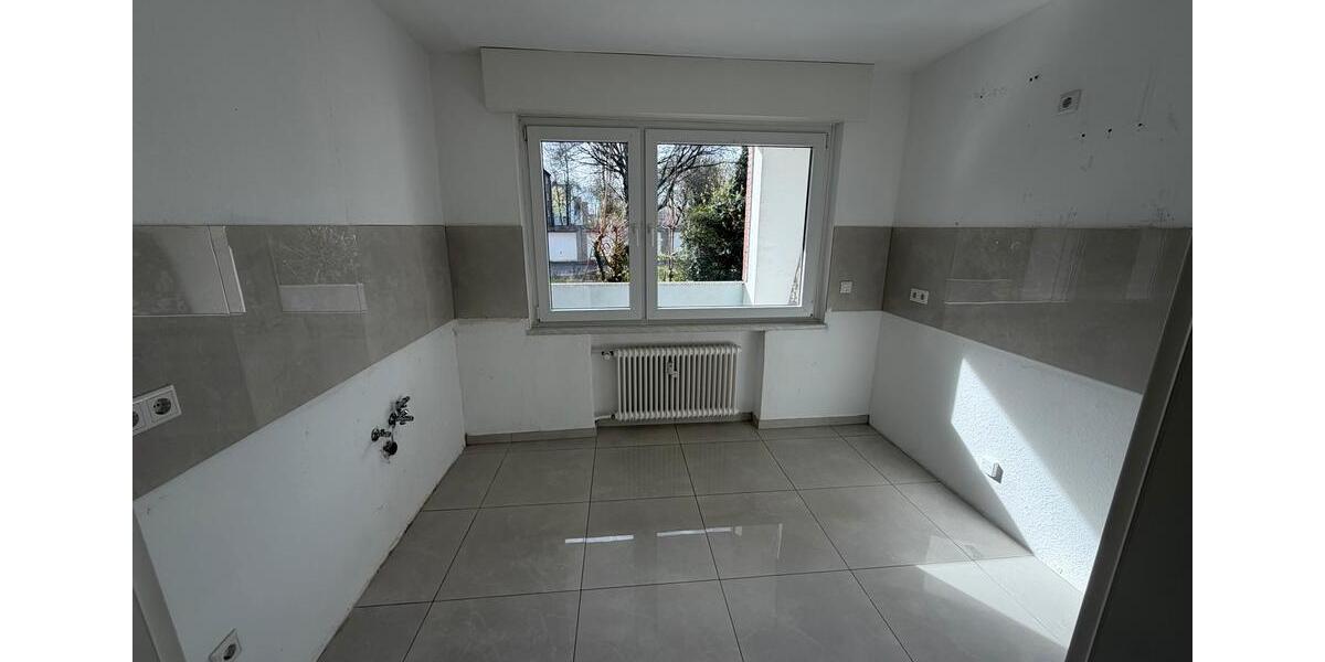 Erdgeschoßwohnung Duisburg Hamborn - 3.5 Zimmer, 71 m&sup2;, 710&euro; | Angebot:25987339