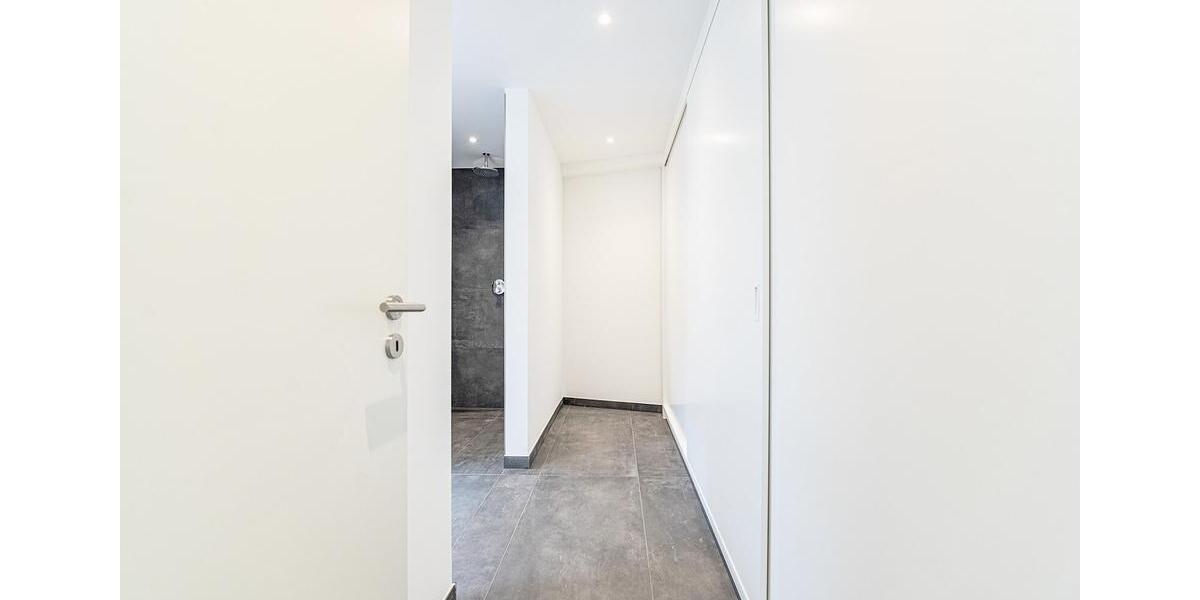 Etagenwohnung Hilden - 3 Zimmer, 122 m&sup2;, 2.340&euro; | Angebot:23474218