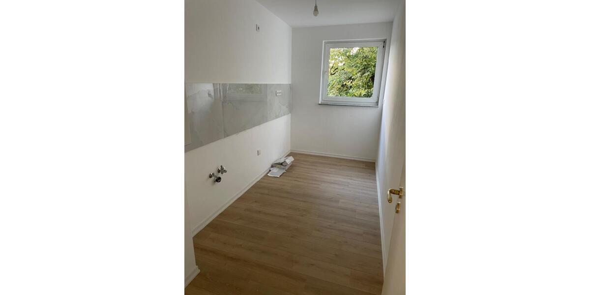 Etagenwohnung Wuppertal Gemarkung Barmen - 3 Zimmer, 77 m&sup2;, 750&euro; | Angebot:25961209