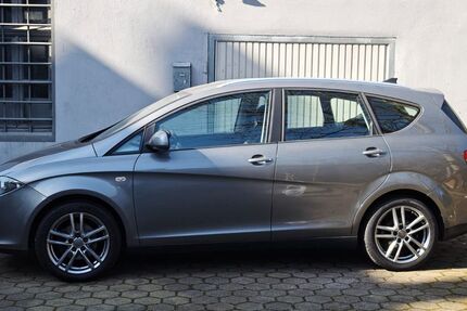 Seat Altea 198.000 km 4.300 &euro; Essen 45357