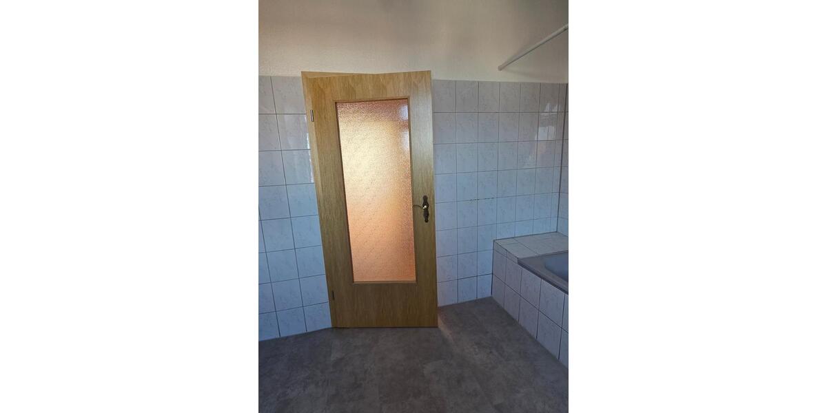 Dachgeschoßwohnung Wuppertal Gemarkung Barmen - 4 Zimmer, 90 m&sup2;, 625&euro; | Angebot:25963687