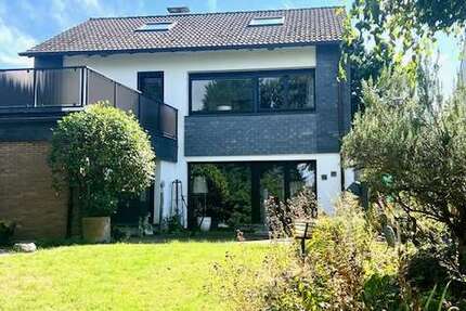 Haus Langenfeld - 6 Zimmer, 145 m&sup2;, 670.000&euro; | Angebot:25657246