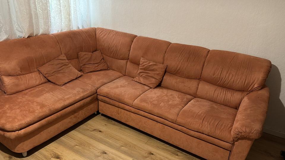 Dachgeschoßwohnung Essen Stadtbezirk V - 2.5 Zimmer, 65 m&sup2;, 649&euro; | Angebot:25563144