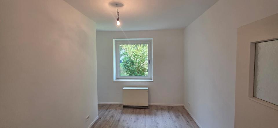 Etagenwohnung Essen Stadtbezirk III - 3 Zimmer, 69 m&sup2;, 611&euro; | Angebot:23184298