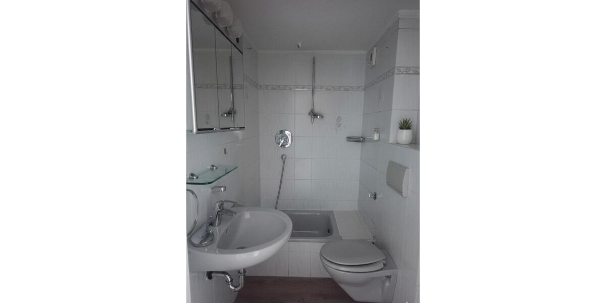 Etagenwohnung Neuss - 1 Zimmer, 33 m&sup2;, 109.950&euro; | Angebot:26612146