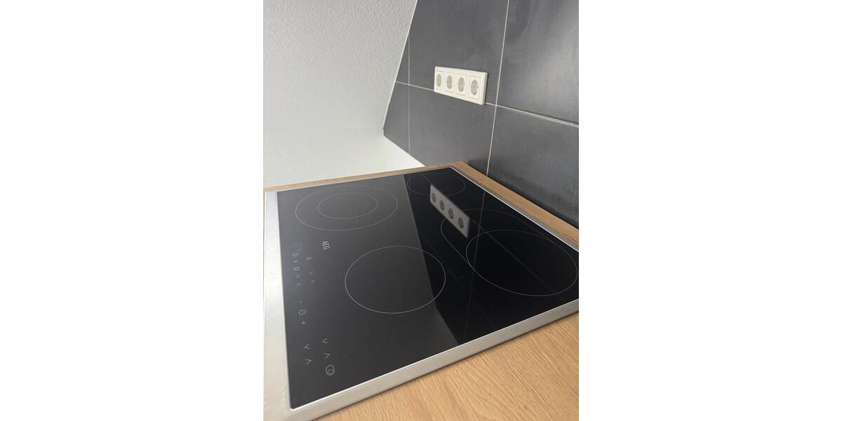 Dachgeschoßwohnung Krefeld Benrad - 2 Zimmer, 60 m&sup2;, 750&euro; | Angebot:25484276