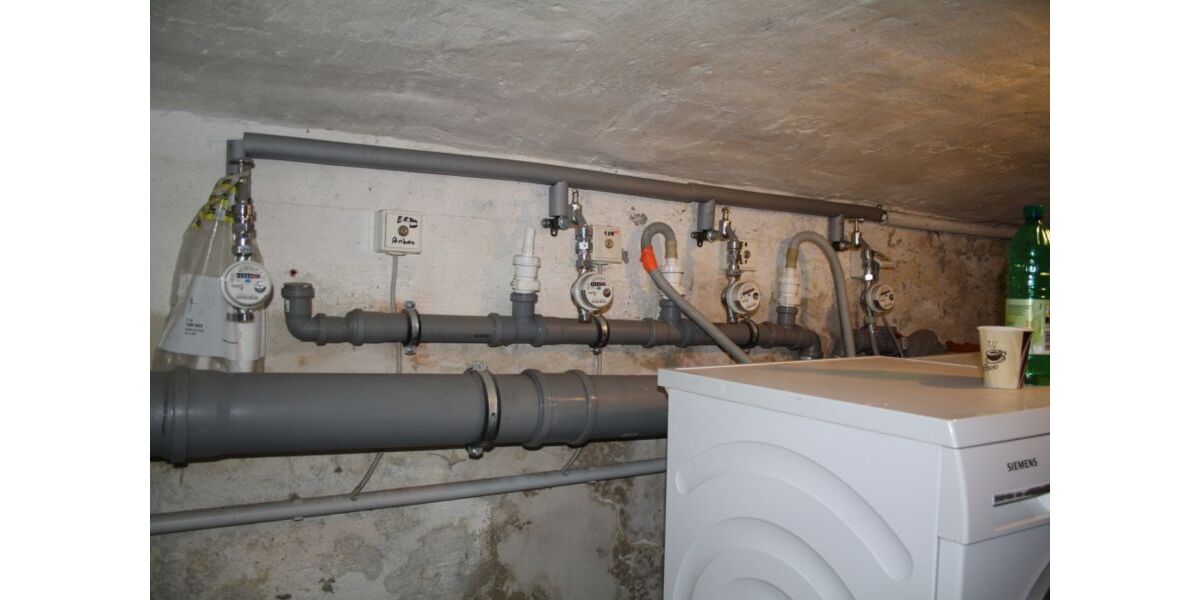 Provisionsfrei* Top modernisierte Kapitalanlage ohne Sanierungsstau in Duisburg-Hochfeld - Mehrfamilienhaus mit 277 m² Wohnfläche, vollvermietet, provisionsfrei vom Dachdecker - Mehrfamilienhaus, Wohnhaus Duisburg Duisburg-Mitte | Angebot:26067970