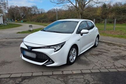 Toyota Corolla 88.000 km 15.970 &euro; Düsseldorf 40589