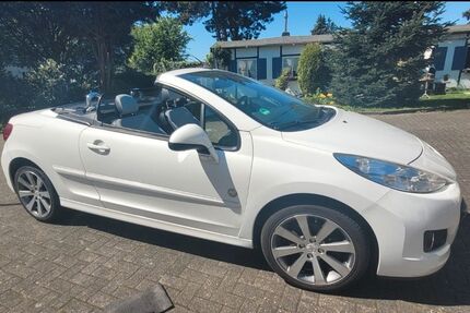 Peugeot 207 141.294 km 7.500 &euro; Mülheim 45473
