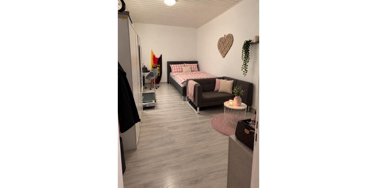 Erdgeschoßwohnung Duisburg Duisburg-Mitte - 3 Zimmer, 80 m&sup2;, 1.050&euro; | Angebot:27548847