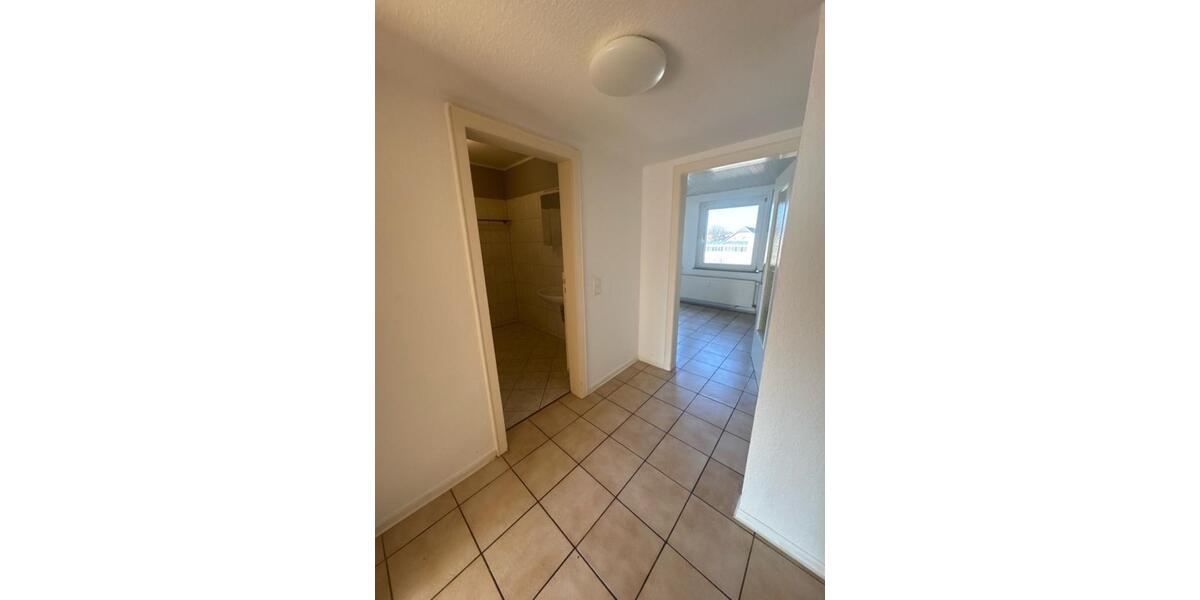 Dachgeschoßwohnung Duisburg Rheinhausen - 2 Zimmer, 69 m&sup2;, 570&euro; | Angebot:25361292