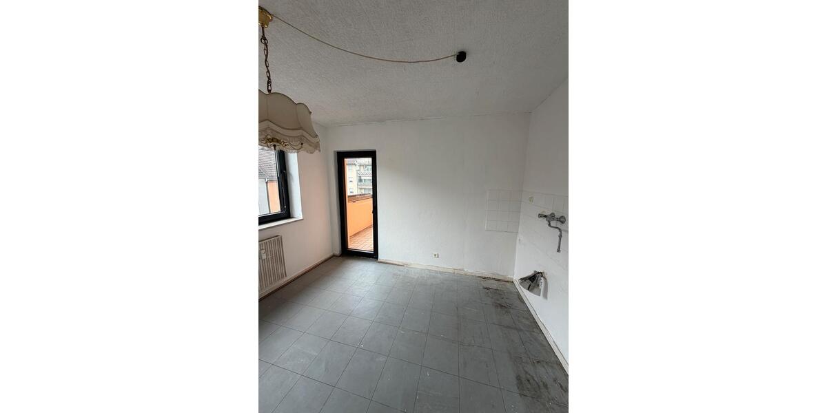 Etagenwohnung Duisburg Duisburg-Mitte - 2 Zimmer, 65 m&sup2;, 710&euro; | Angebot:27536548
