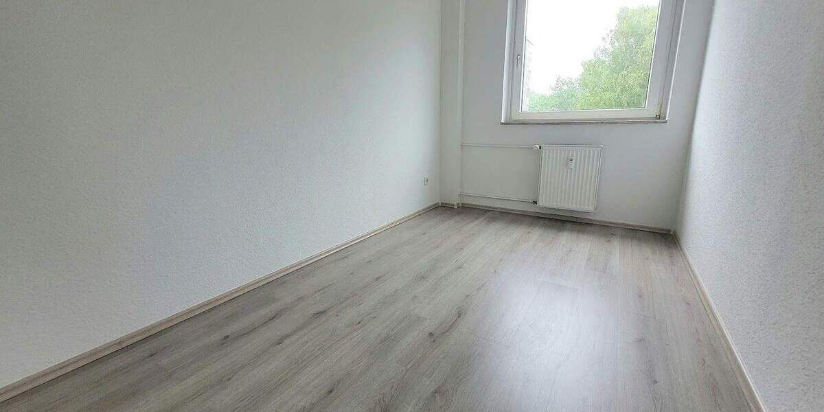 Etagenwohnung Essen Freisenbruch - 4 Zimmer, 82 m&sup2;, 721&euro; | Angebot:25699063