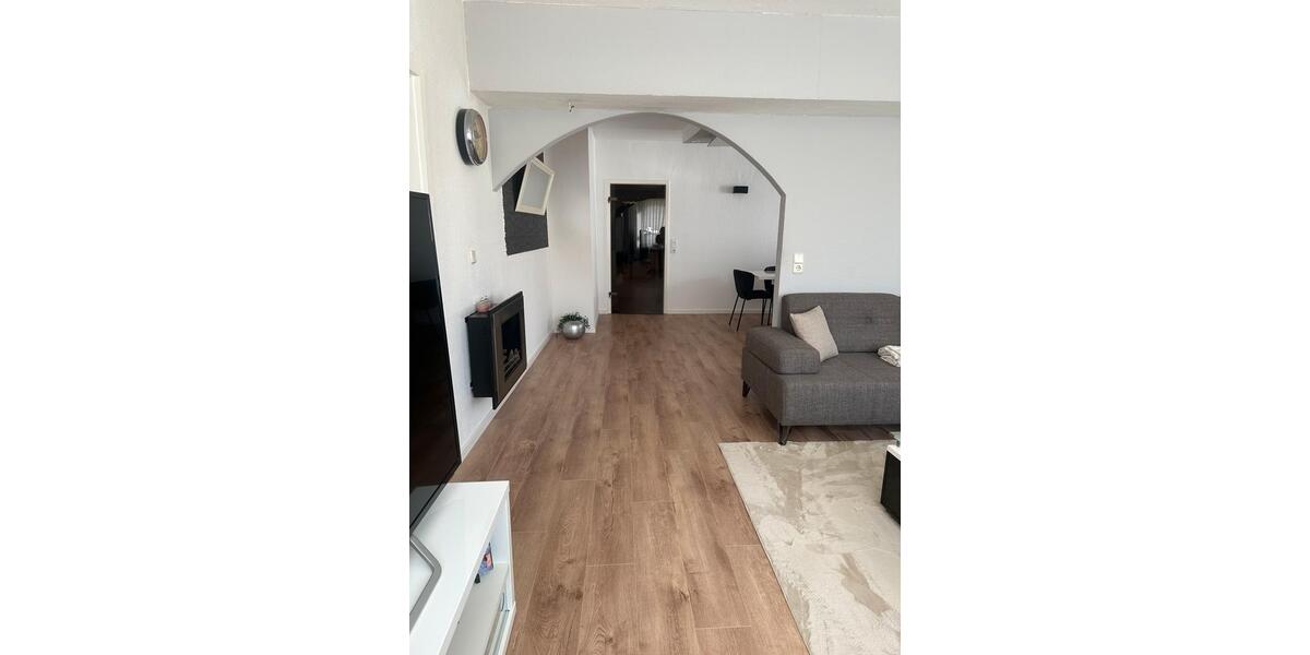 Erdgeschoßwohnung Remscheid - 4 Zimmer, 89 m&sup2;, 250.000&euro; | Angebot:24776634