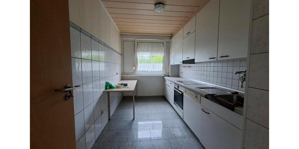 Erdgeschoßwohnung Dormagen Hackenbroich - 4 Zimmer, 91 m&sup2;, 240.000&euro; | Angebot:27535731