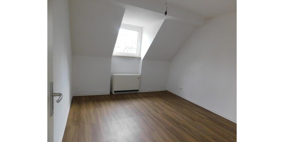 Dachgeschoßwohnung Essen Stadtbezirk IV - 2 Zimmer, 41 m&sup2;, 495&euro; | Angebot:24258149