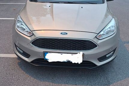 Ford Focus 19.266 km 9.300 &euro; Solingen 42651
