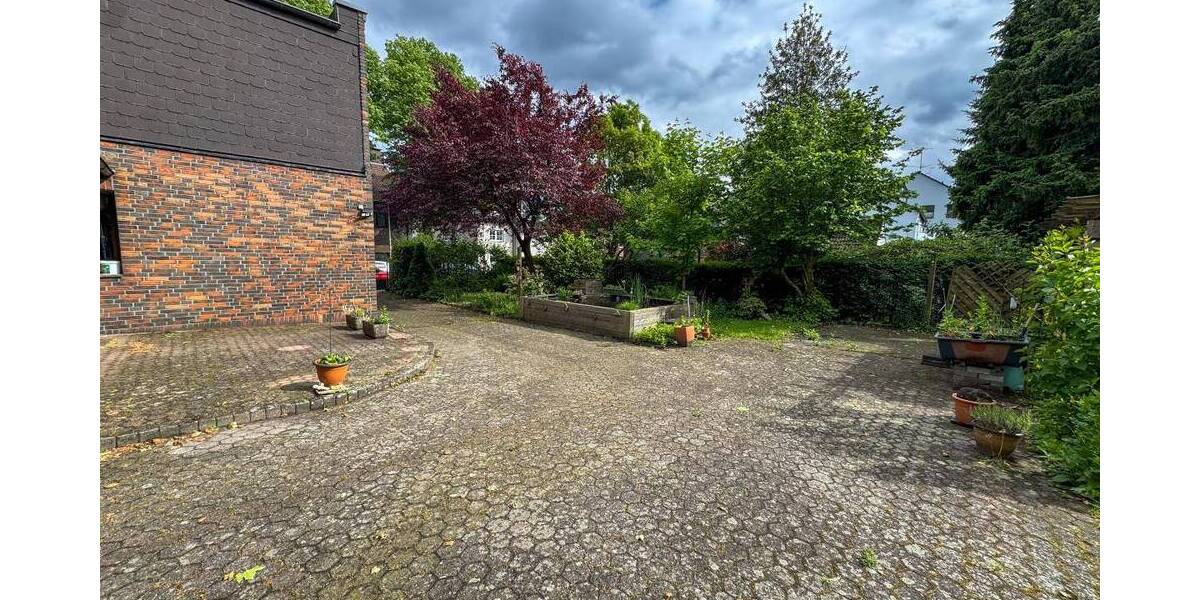 Einfamilienhaus Oberhausen Sterkrade-Mitte - 8 Zimmer, 145 m&sup2;, 275.000&euro; | Angebot:26572490