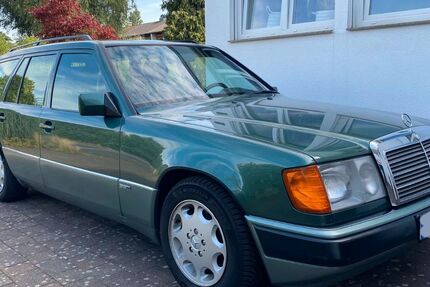 Mercedes-Benz E 320 194.750 km 26.124 &euro; Krefeld 47800