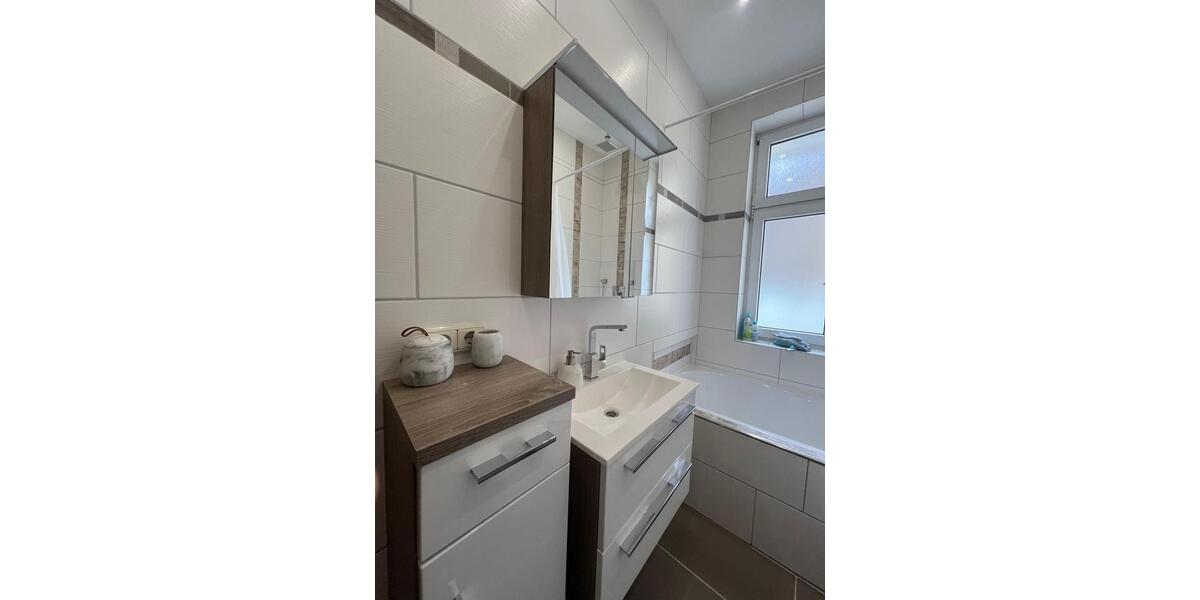 Etagenwohnung Essen Stadtbezirk III - 3 Zimmer, 72 m&sup2;, 960&euro; | Angebot:25409334