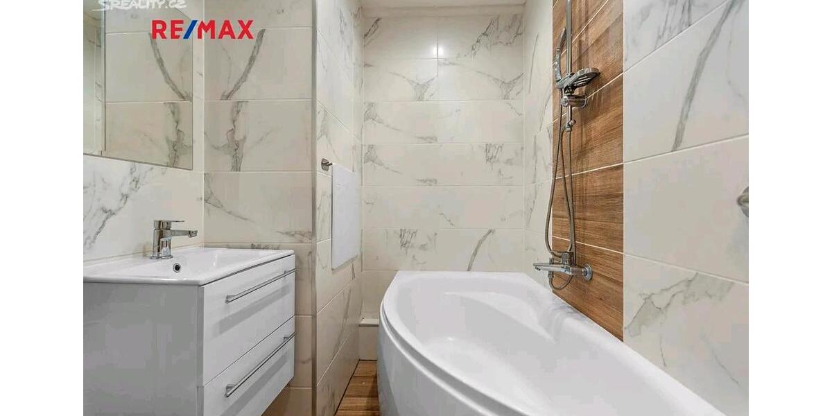 Etagenwohnung Düsseldorf Flingern Süd - 2 Zimmer, 49 m&sup2;, 500&euro; | Angebot:24801797