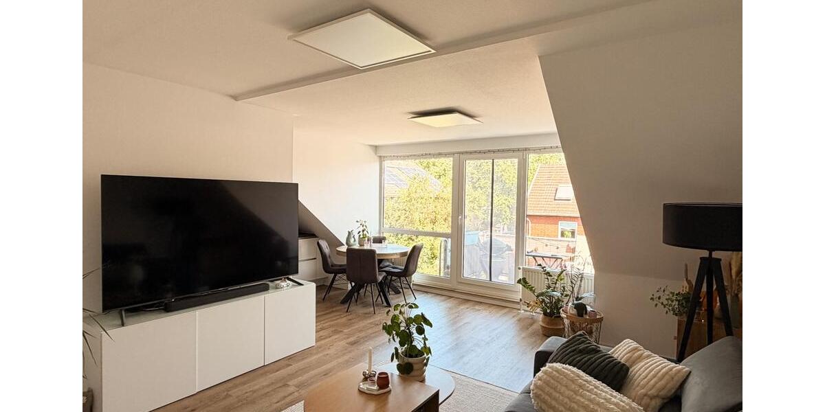 Dachgeschoßwohnung Duisburg Huckingen - 3 Zimmer, 70 m&sup2;, 230.000&euro; | Angebot:27213800