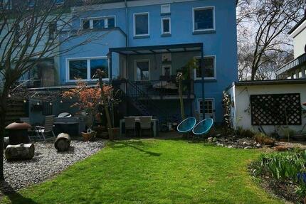Haus Duisburg Essenberg - 8 Zimmer, 221 m&sup2;, 498.000&euro; | Angebot:26495616
