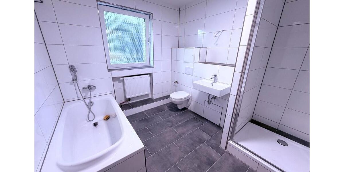 Etagenwohnung Oberhausen Alsfeld - 3 Zimmer, 90 m&sup2;, 1.500&euro; | Angebot:27579306