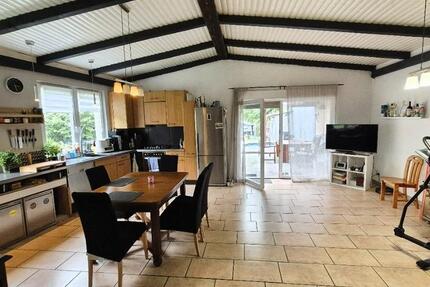 Haus Haan - 11 Zimmer, 277 m&sup2;, 585.000&euro; | Angebot:27201313