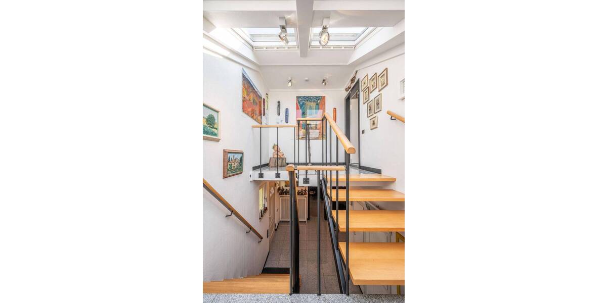 Einfamilienhaus Meerbusch Osterath - 8 Zimmer, 195 m&sup2;, 1.120.000&euro; | Angebot:26029114